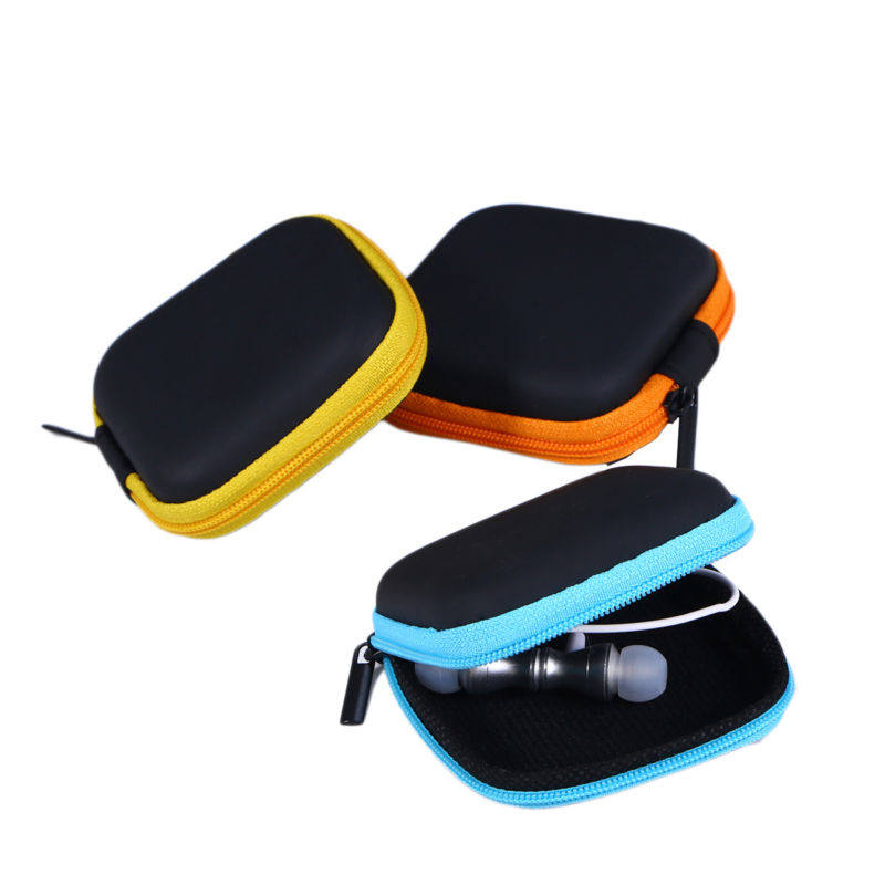 5 pezzi: custodia rigida porta - Headphone Case Hard recensione e prezzo